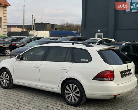 Белый Фольксваген Гольф, объемом двигателя 1.6 л и пробегом 220 тыс. км за 7099 $, фото 22 на Automoto.ua