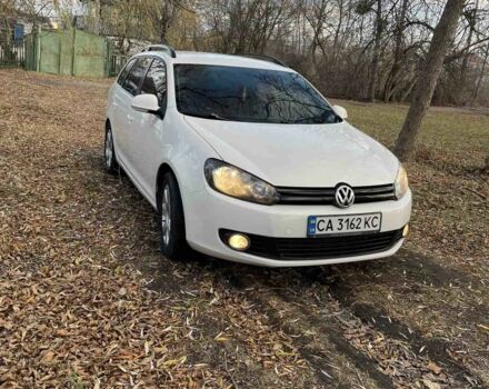 Белый Фольксваген Гольф, объемом двигателя 1.6 л и пробегом 300 тыс. км за 6000 $, фото 4 на Automoto.ua