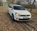 Белый Фольксваген Гольф, объемом двигателя 1.6 л и пробегом 300 тыс. км за 6000 $, фото 4 на Automoto.ua