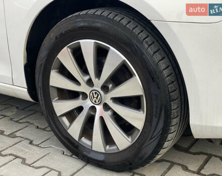 Белый Фольксваген Гольф, объемом двигателя 1.6 л и пробегом 220 тыс. км за 7099 $, фото 15 на Automoto.ua