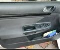 Фольксваген Гольф 2011 в Черновцах на Automoto.ua Белый Фольксваген Гольф, объемом двигателя 1.6 л и пробегом 260 тыс. км за 7600 $, фото 8 на Automoto.ua
