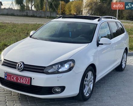 Білий Фольксваген Гольф, об'ємом двигуна 1.6 л та пробігом 235 тис. км за 9100 $, фото 3 на Automoto.ua