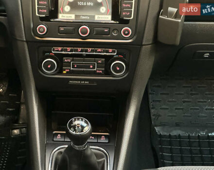 Білий Фольксваген Гольф, об'ємом двигуна 1.6 л та пробігом 241 тис. км за 7650 $, фото 25 на Automoto.ua