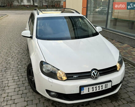 Білий Фольксваген Гольф, об'ємом двигуна 1.6 л та пробігом 241 тис. км за 7650 $, фото 3 на Automoto.ua