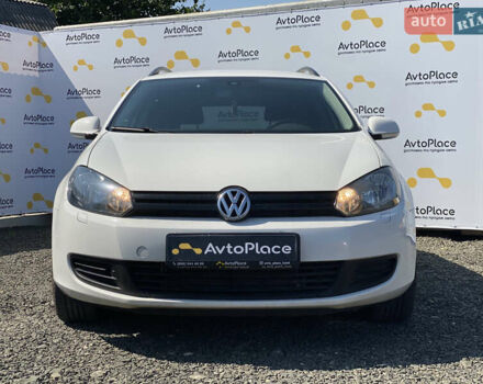 Белый Фольксваген Гольф, объемом двигателя 1.6 л и пробегом 220 тыс. км за 7099 $, фото 67 на Automoto.ua