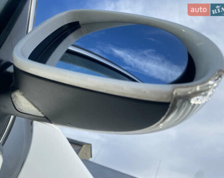 Білий Фольксваген Гольф, об'ємом двигуна 1.6 л та пробігом 235 тис. км за 9100 $, фото 18 на Automoto.ua