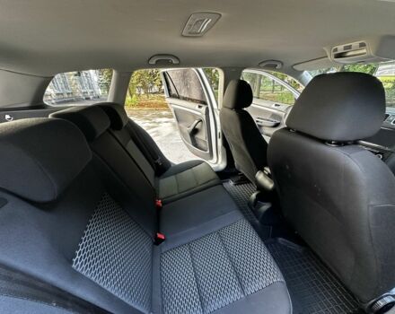 Белый Фольксваген Гольф, объемом двигателя 1.6 л и пробегом 280 тыс. км за 6699 $, фото 10 на Automoto.ua