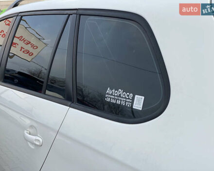 Белый Фольксваген Гольф, объемом двигателя 1.6 л и пробегом 220 тыс. км за 7099 $, фото 23 на Automoto.ua