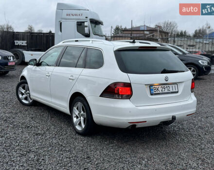 Белый Фольксваген Гольф, объемом двигателя 1.6 л и пробегом 279 тыс. км за 6950 $, фото 6 на Automoto.ua