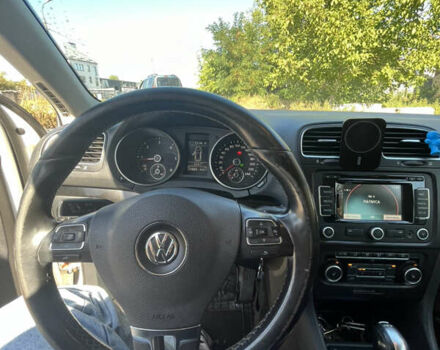 Белый Фольксваген Гольф, объемом двигателя 1.6 л и пробегом 272 тыс. км за 7800 $, фото 22 на Automoto.ua