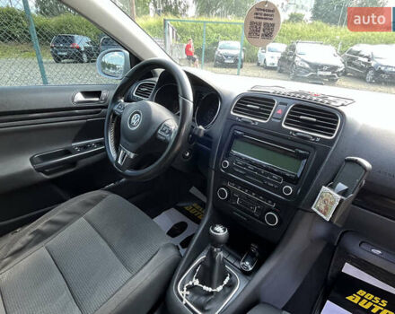 Білий Фольксваген Гольф, об'ємом двигуна 2 л та пробігом 217 тис. км за 8450 $, фото 20 на Automoto.ua