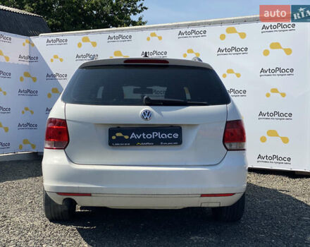 Белый Фольксваген Гольф, объемом двигателя 1.6 л и пробегом 220 тыс. км за 7099 $, фото 71 на Automoto.ua