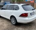 Белый Фольксваген Гольф, объемом двигателя 1.6 л и пробегом 308 тыс. км за 5950 $, фото 2 на Automoto.ua