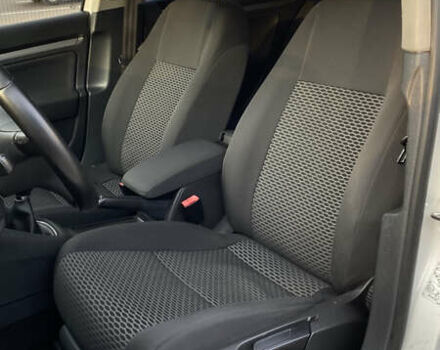 Белый Фольксваген Гольф, объемом двигателя 1.6 л и пробегом 220 тыс. км за 7099 $, фото 43 на Automoto.ua