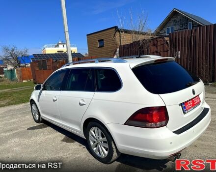 Белый Фольксваген Гольф, объемом двигателя 1.4 л и пробегом 239 тыс. км за 7900 $, фото 5 на Automoto.ua