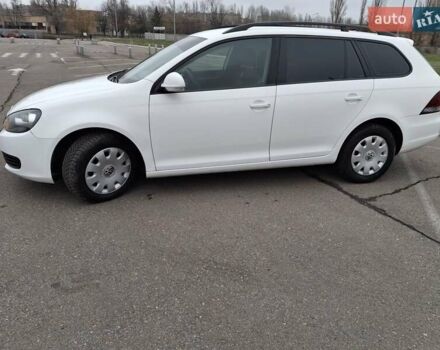 Белый Фольксваген Гольф, объемом двигателя 1.6 л и пробегом 292 тыс. км за 6800 $, фото 5 на Automoto.ua