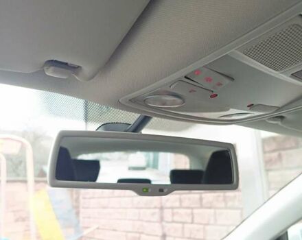 Білий Фольксваген Гольф, об'ємом двигуна 1.39 л та пробігом 275 тис. км за 9200 $, фото 18 на Automoto.ua