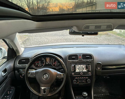Білий Фольксваген Гольф, об'ємом двигуна 1.6 л та пробігом 241 тис. км за 7650 $, фото 19 на Automoto.ua