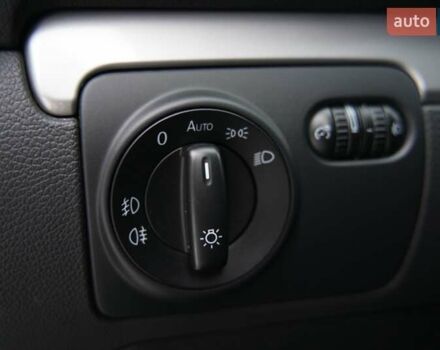 Белый Фольксваген Гольф, объемом двигателя 1.2 л и пробегом 217 тыс. км за 6700 $, фото 8 на Automoto.ua