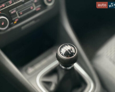 Белый Фольксваген Гольф, объемом двигателя 1.6 л и пробегом 220 тыс. км за 7099 $, фото 39 на Automoto.ua