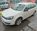 Белый Фольксваген Гольф, объемом двигателя 1.6 л и пробегом 295 тыс. км за 8000 $, фото 1 на Automoto.ua