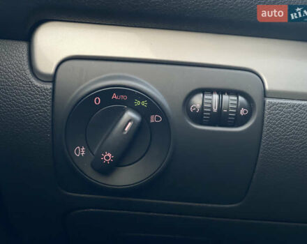 Белый Фольксваген Гольф, объемом двигателя 1.6 л и пробегом 220 тыс. км за 7099 $, фото 34 на Automoto.ua