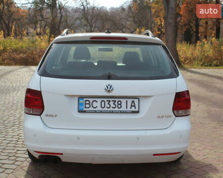 Белый Фольксваген Гольф, объемом двигателя 1.97 л и пробегом 329 тыс. км за 8250 $, фото 3 на Automoto.ua