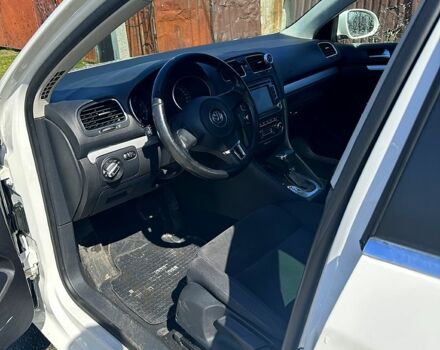 Белый Фольксваген Гольф, объемом двигателя 1.4 л и пробегом 239 тыс. км за 7900 $, фото 6 на Automoto.ua