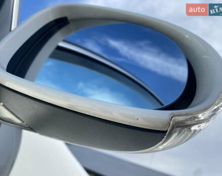 Білий Фольксваген Гольф, об'ємом двигуна 1.6 л та пробігом 235 тис. км за 9100 $, фото 19 на Automoto.ua