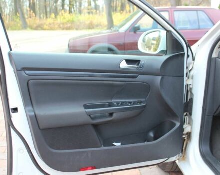 Білий Фольксваген Гольф, об'ємом двигуна 2 л та пробігом 254 тис. км за 6650 $, фото 13 на Automoto.ua