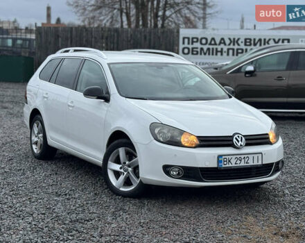 Белый Фольксваген Гольф, объемом двигателя 1.6 л и пробегом 279 тыс. км за 6950 $, фото 4 на Automoto.ua