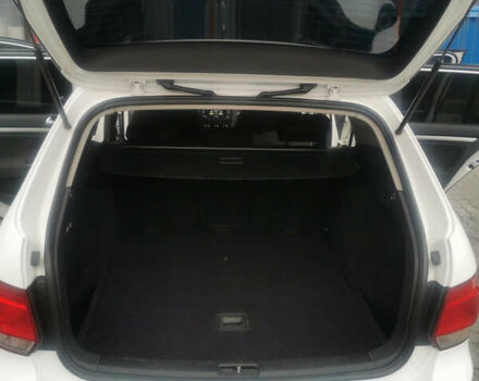 Белый Фольксваген Гольф, объемом двигателя 1.6 л и пробегом 285 тыс. км за 8100 $, фото 33 на Automoto.ua