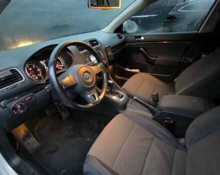 Белый Фольксваген Гольф, объемом двигателя 1.97 л и пробегом 320 тыс. км за 9000 $, фото 12 на Automoto.ua