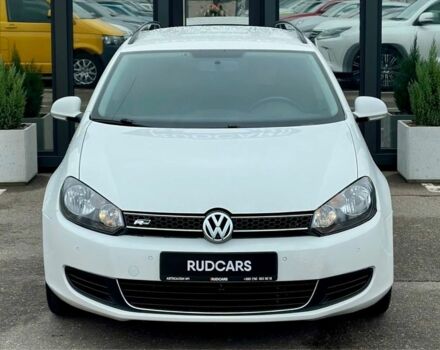 Білий Фольксваген Гольф, об'ємом двигуна 1.6 л та пробігом 263 тис. км за 7999 $, фото 1 на Automoto.ua