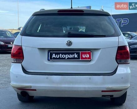 Белый Фольксваген Гольф, объемом двигателя 1.6 л и пробегом 289 тыс. км за 9590 $, фото 5 на Automoto.ua