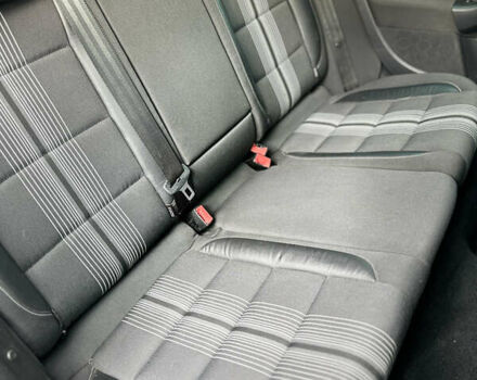 Білий Фольксваген Гольф, об'ємом двигуна 1.6 л та пробігом 215 тис. км за 8600 $, фото 34 на Automoto.ua