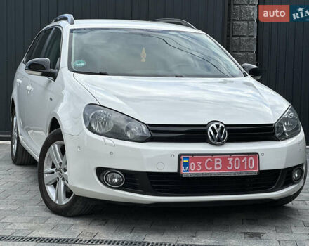 Білий Фольксваген Гольф, об'ємом двигуна 1.6 л та пробігом 215 тис. км за 8600 $, фото 3 на Automoto.ua