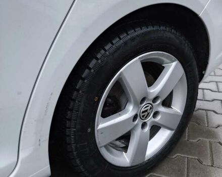 Белый Фольксваген Гольф, объемом двигателя 1.97 л и пробегом 320 тыс. км за 9000 $, фото 3 на Automoto.ua