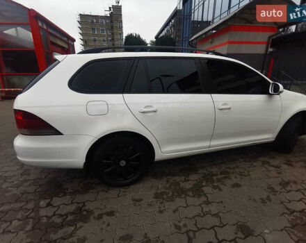 Белый Фольксваген Гольф, объемом двигателя 1.6 л и пробегом 285 тыс. км за 8100 $, фото 10 на Automoto.ua