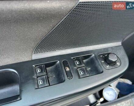 Белый Фольксваген Гольф, объемом двигателя 1.6 л и пробегом 289 тыс. км за 9590 $, фото 15 на Automoto.ua