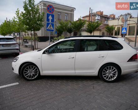 Білий Фольксваген Гольф, об'ємом двигуна 2 л та пробігом 253 тис. км за 9500 $, фото 8 на Automoto.ua