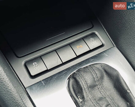 Белый Фольксваген Гольф, объемом двигателя 1.6 л и пробегом 263 тыс. км за 7999 $, фото 44 на Automoto.ua