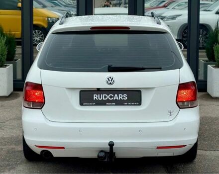 Білий Фольксваген Гольф, об'ємом двигуна 1.6 л та пробігом 263 тис. км за 7999 $, фото 4 на Automoto.ua