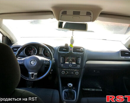 Белый Фольксваген Гольф, объемом двигателя 1.6 л и пробегом 223 тыс. км за 8500 $, фото 8 на Automoto.ua