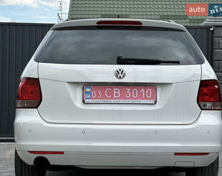 Білий Фольксваген Гольф, об'ємом двигуна 1.6 л та пробігом 215 тис. км за 8600 $, фото 20 на Automoto.ua