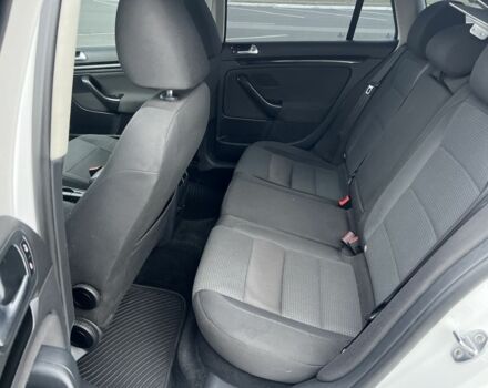 Білий Фольксваген Гольф, об'ємом двигуна 2.5 л та пробігом 258 тис. км за 6800 $, фото 11 на Automoto.ua