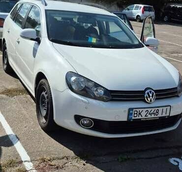 Белый Фольксваген Гольф, объемом двигателя 1.39 л и пробегом 275 тыс. км за 9200 $, фото 7 на Automoto.ua