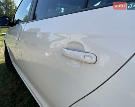 Білий Фольксваген Гольф, об'ємом двигуна 1.6 л та пробігом 250 тис. км за 7200 $, фото 9 на Automoto.ua