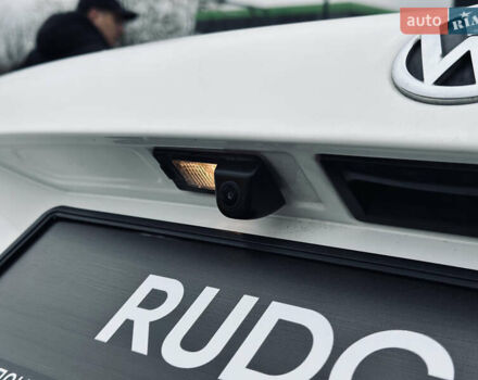 Белый Фольксваген Гольф, объемом двигателя 1.6 л и пробегом 263 тыс. км за 7999 $, фото 7 на Automoto.ua