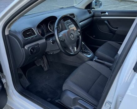 Белый Фольксваген Гольф, объемом двигателя 1.4 л и пробегом 130 тыс. км за 7800 $, фото 15 на Automoto.ua